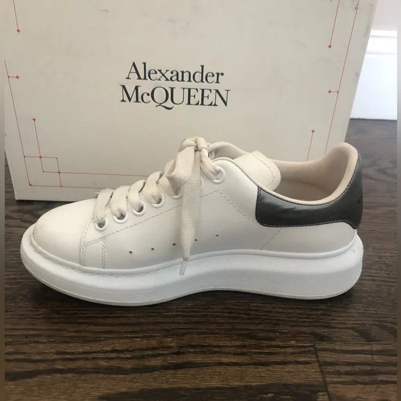 Alexander McQueen sneakers - Picture 5 of 11
